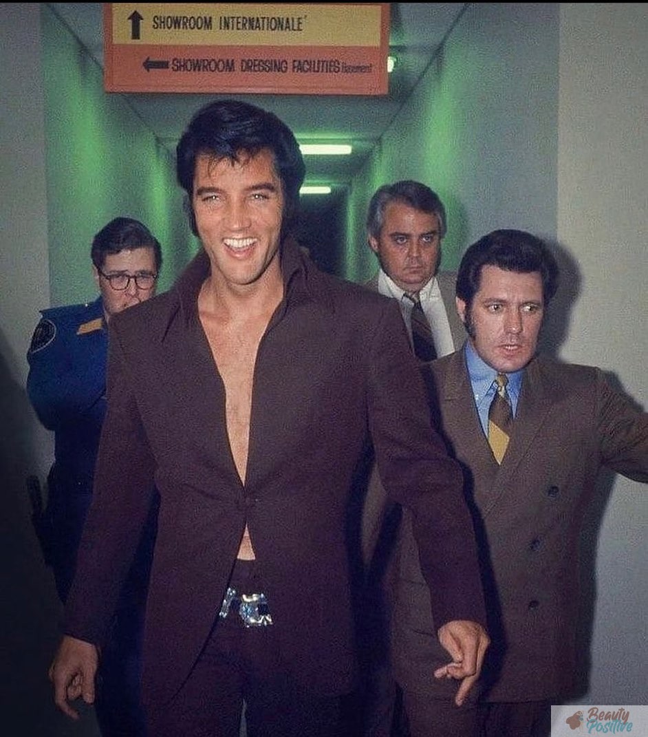 elvis presley at 60-70