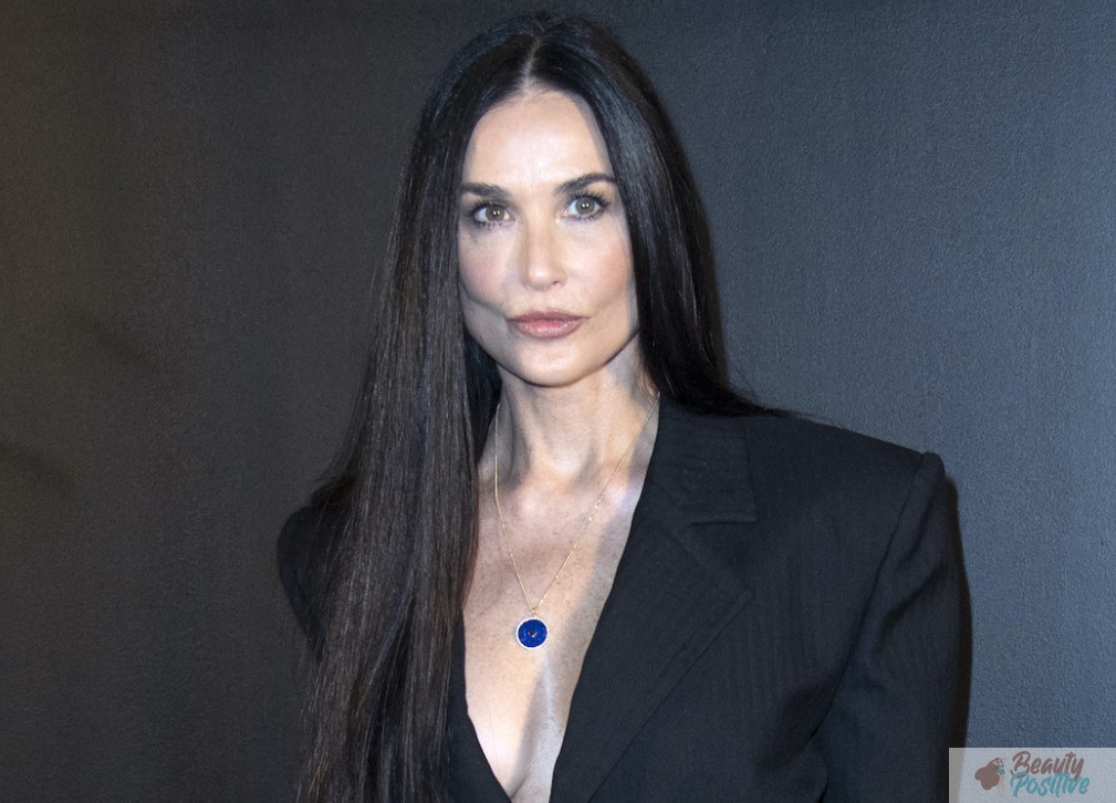 Demi Moore 2022 Face