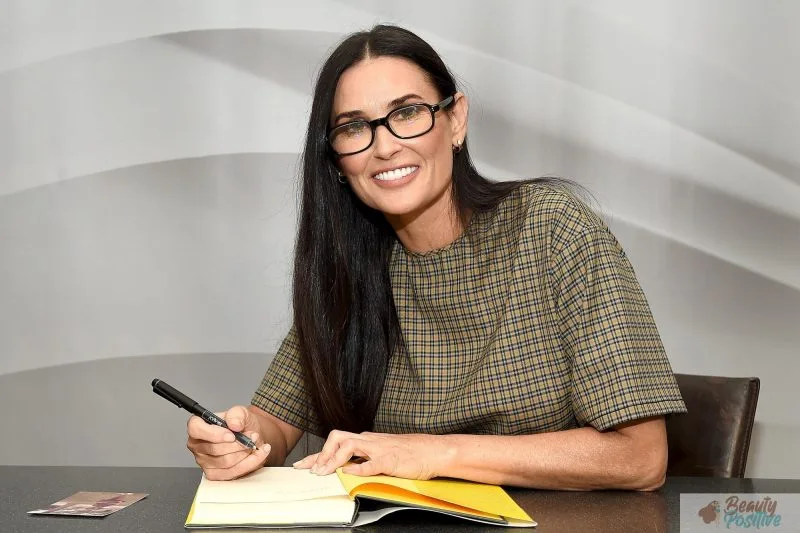 Demi Moore: new face, new boyfriend and new life