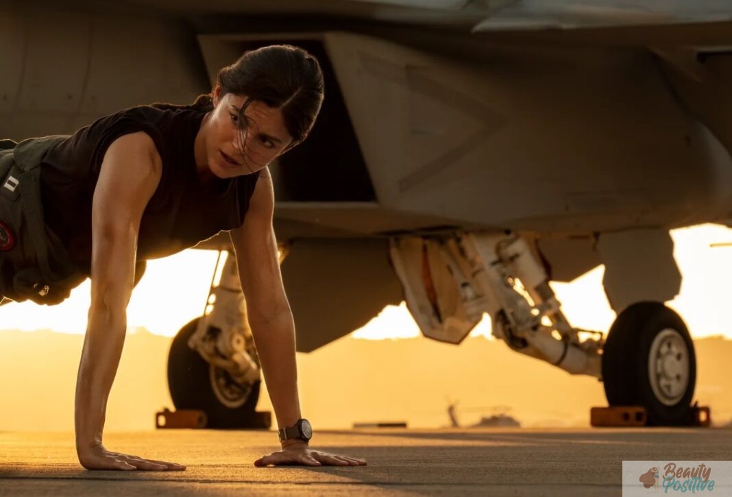 Monica Barbaro training for Top Gun Maverick and her routine to be in