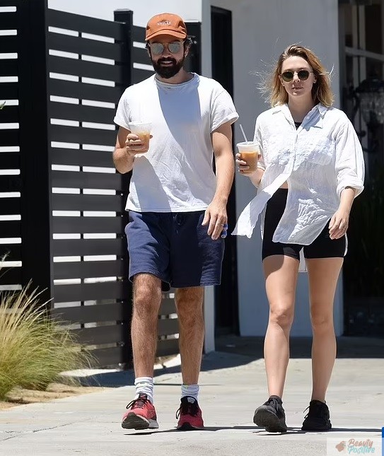 Elizabeth Olsen and Arnett