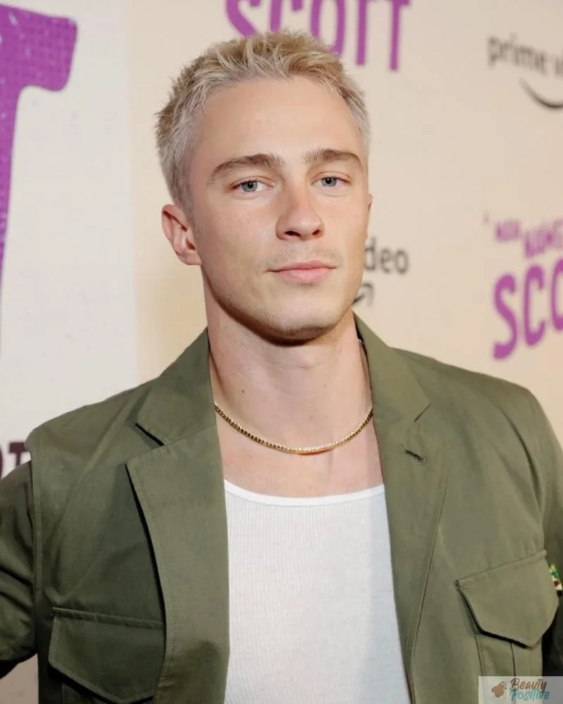 Drew Starkey: 9 facts about new teen icon
