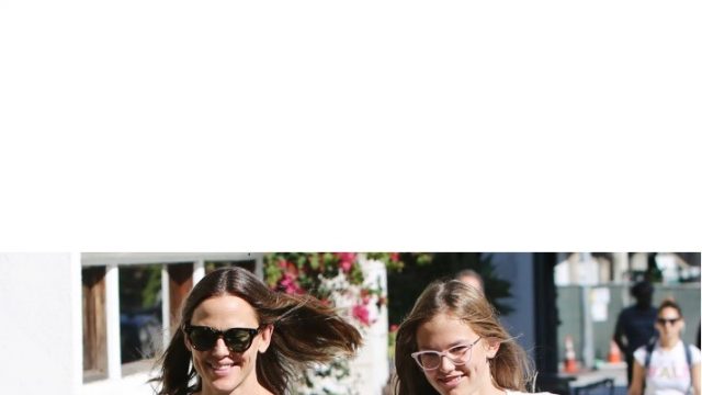 Violet Affleck grew up into a copy of her mother Jennifer Garner