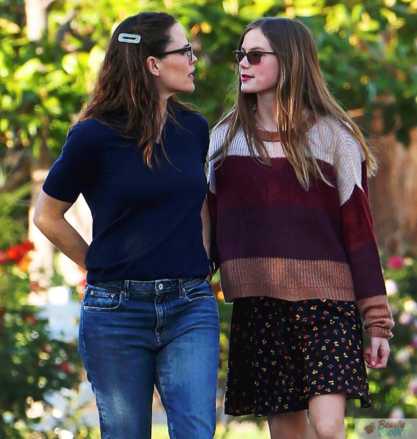 Violet Affleck and Jennifer Affleck