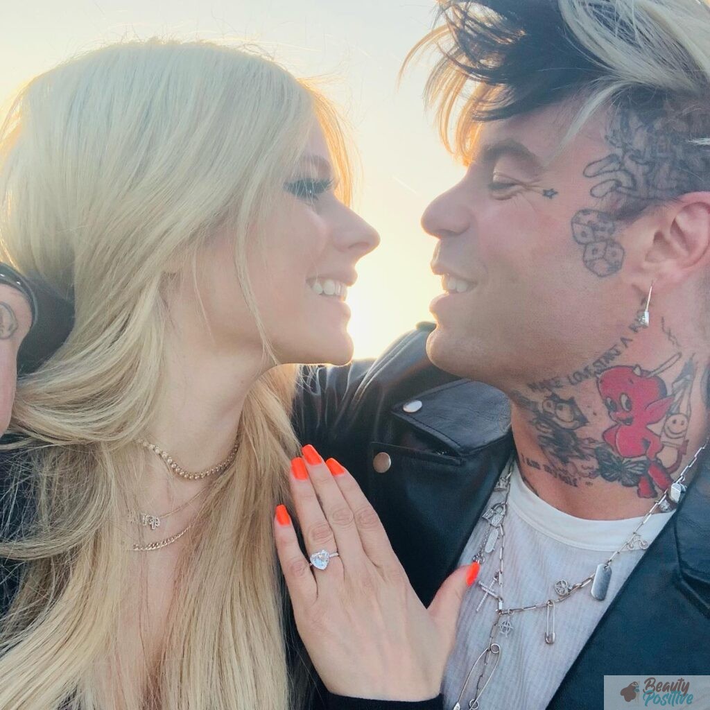 Avril on the engagement