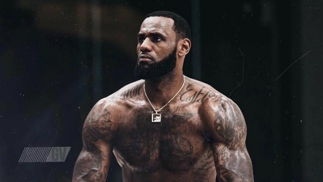 How much is LeBron James weight after years in LA Lakers