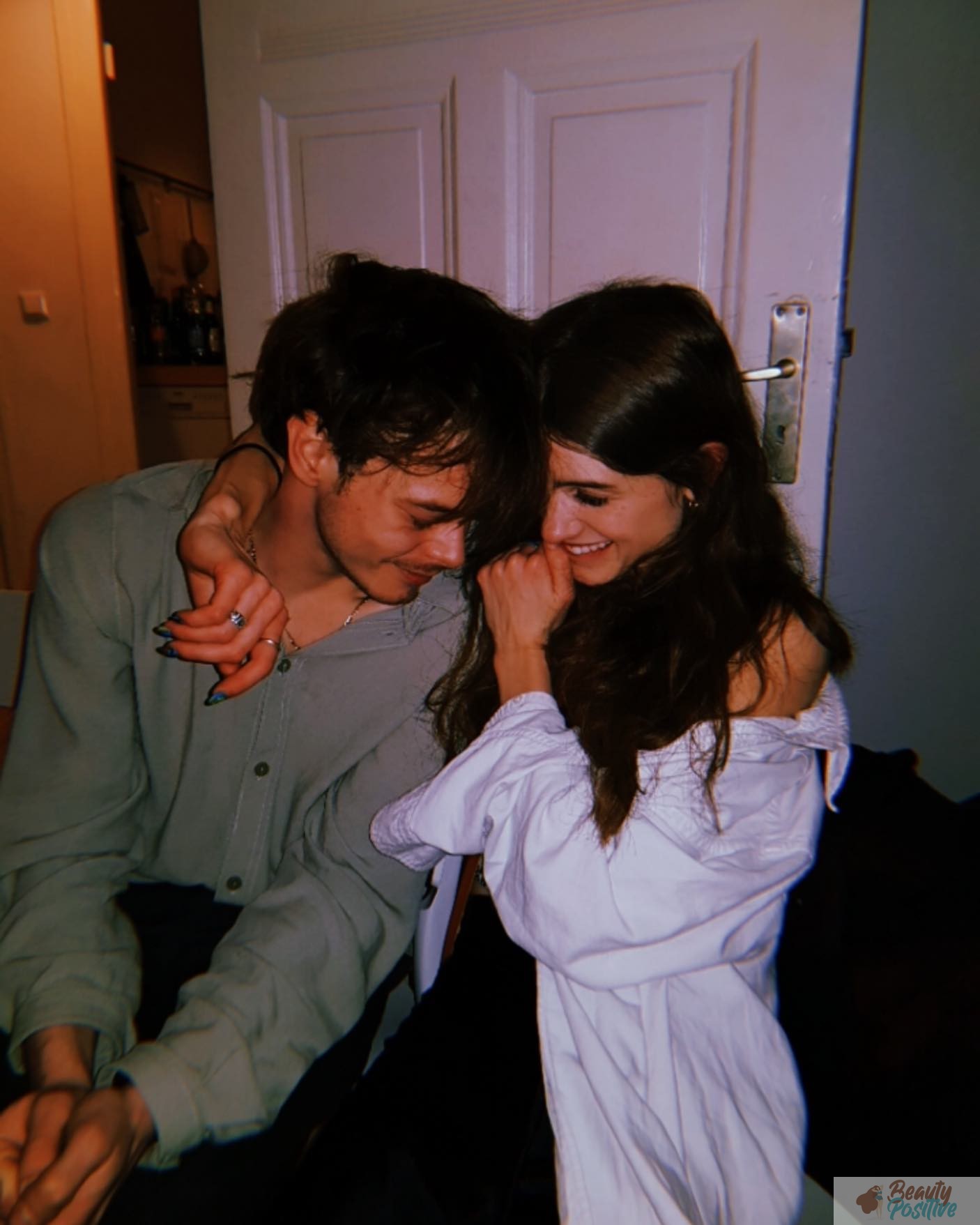 Charlie Heaton and Natalia Dyer