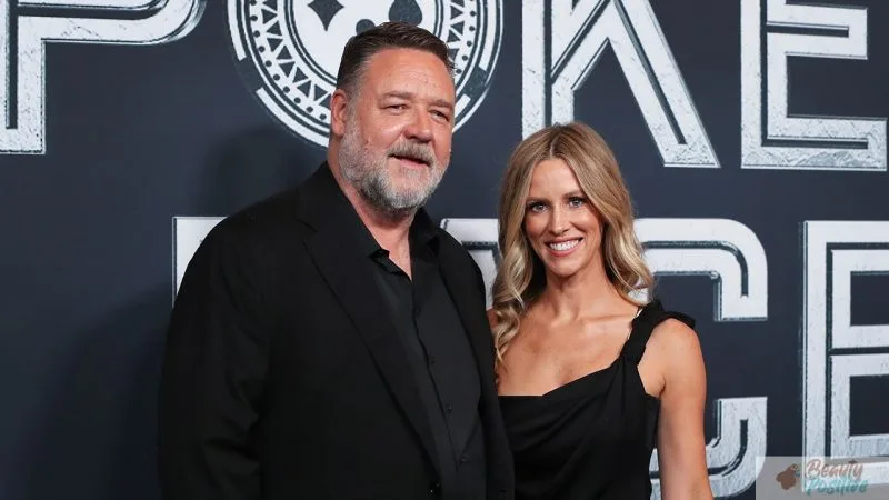 Russell Crowe conquered the young actress and played the exorcist from Vatican