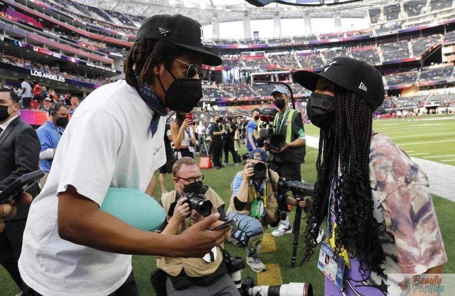 Blue Ivy at the stadium