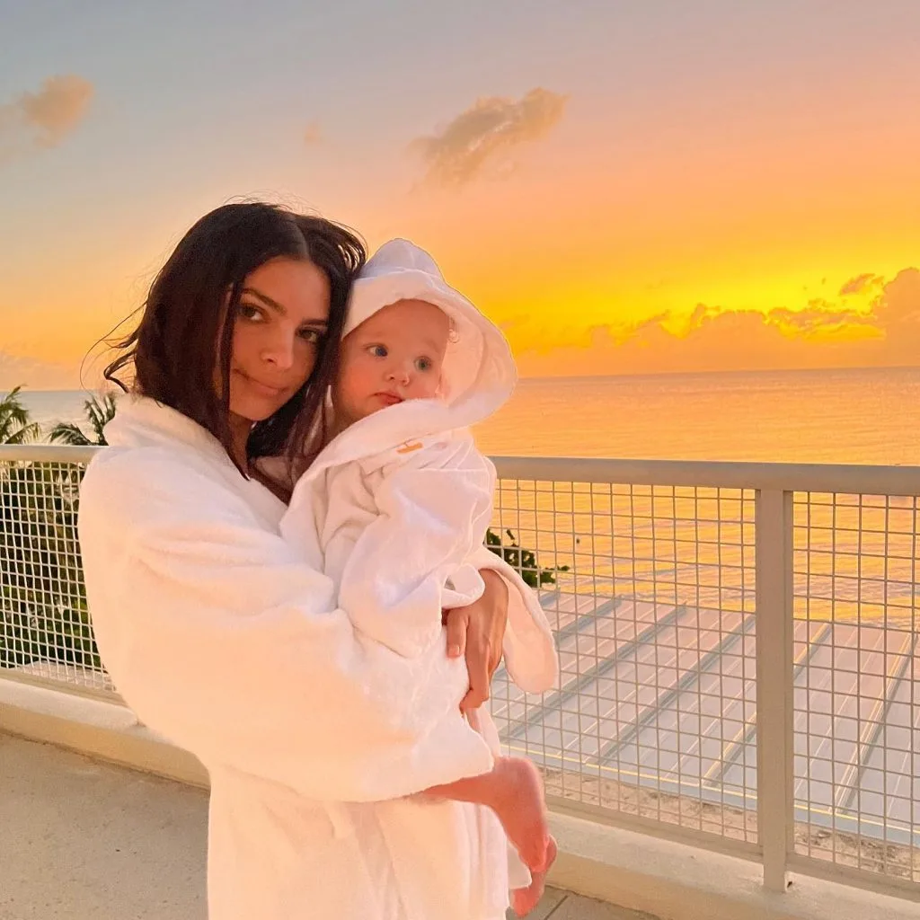 Emily Ratajkowski on Instagram